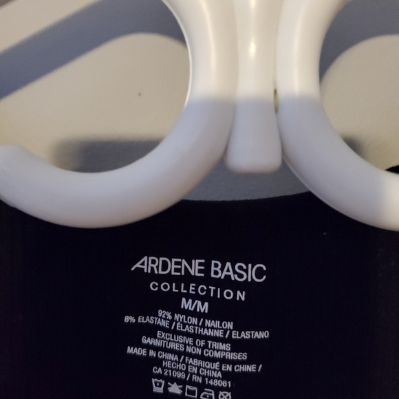 Tank or bra - Picture 2 of 3